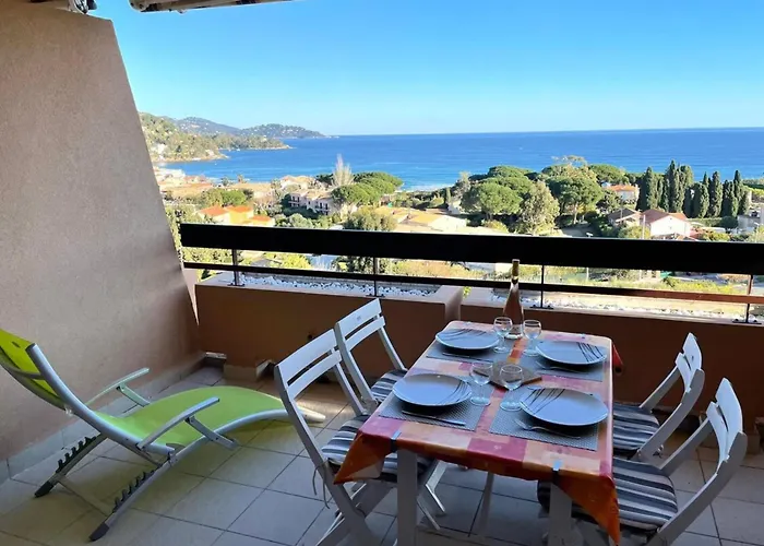 T2 In Saint-Clair - Exceptional View! Rated 3
